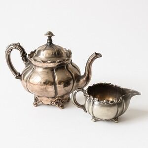 Antique‎ Meriden B Co Silverplate Teapot & Creamer Set Victorian Ornate Footed